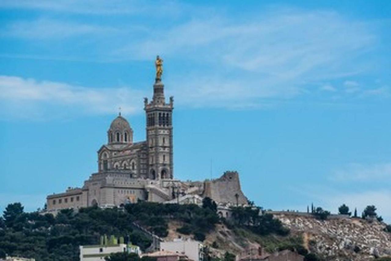 マルセイユT2 Vue Sur La Basilique De Notre Dame De La Gardeアパートメント エクステリア 写真